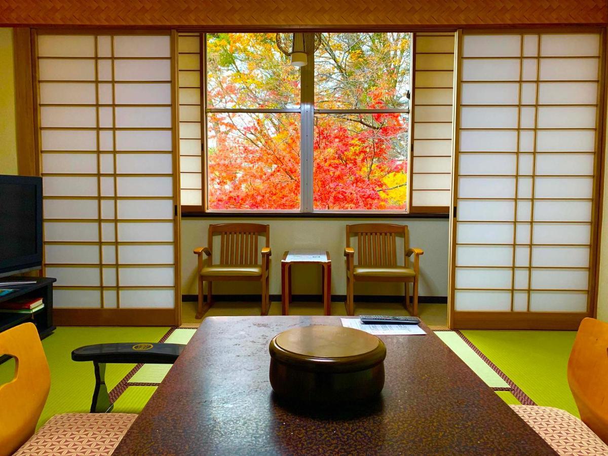 Kirishimaya Ryokan Кусацу Экстерьер фото