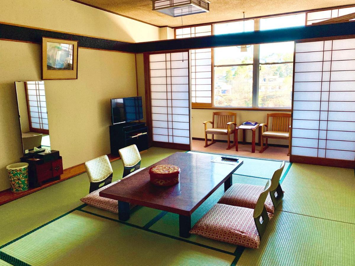 Kirishimaya Ryokan Кусацу Экстерьер фото