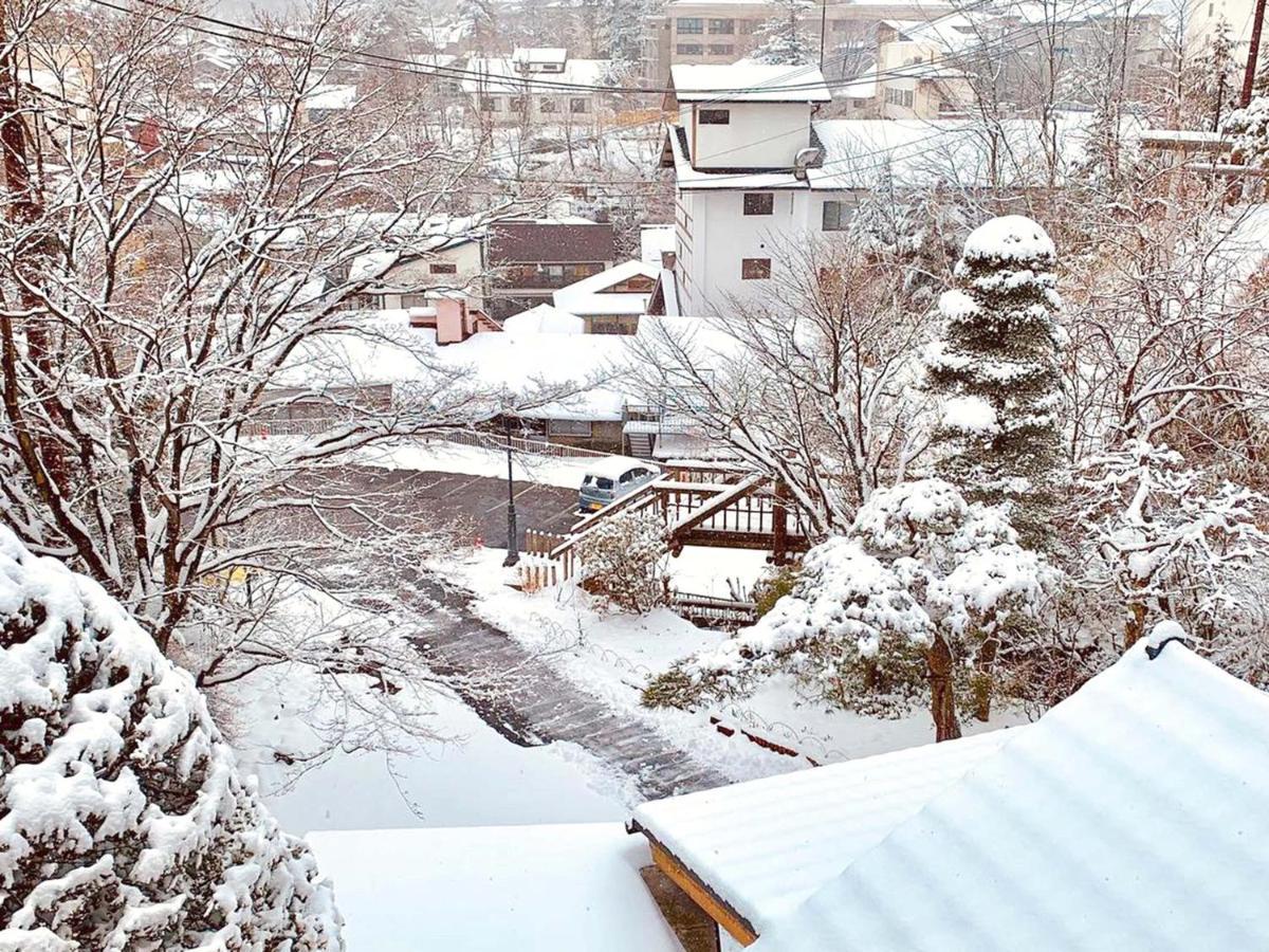 Kirishimaya Ryokan Кусацу Экстерьер фото