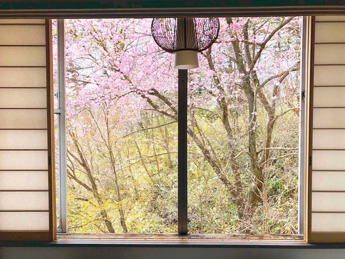 Kirishimaya Ryokan Кусацу Экстерьер фото