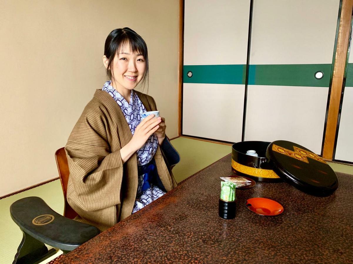 Kirishimaya Ryokan Кусацу Экстерьер фото